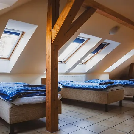 Pod Starymi Lipami *