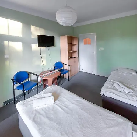 Pod Starymi Lipami Kwatera prywatna