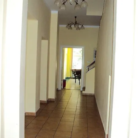 Homestay Pod Starymi Lipami *