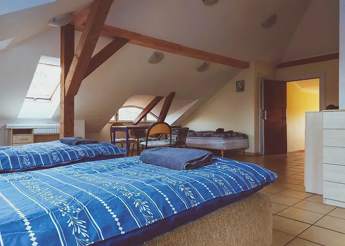 ホームステイ Pod Starymi Lipami シュチェチン