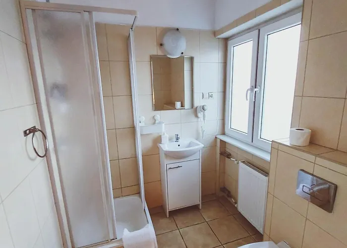 Pod Starymi Lipami *